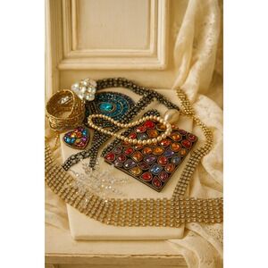 14 Piece Lot Glamorous Costume Jewelry Rhinestone Crystal Pearl Brooches